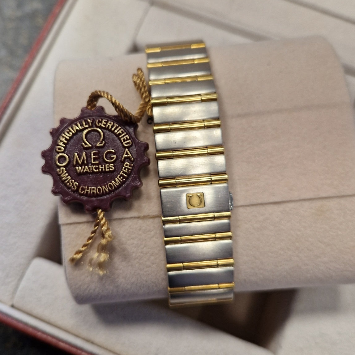 Pre-Owned OMEGA Constellation Automatic Chronometer SS/18ct Gold 36mm