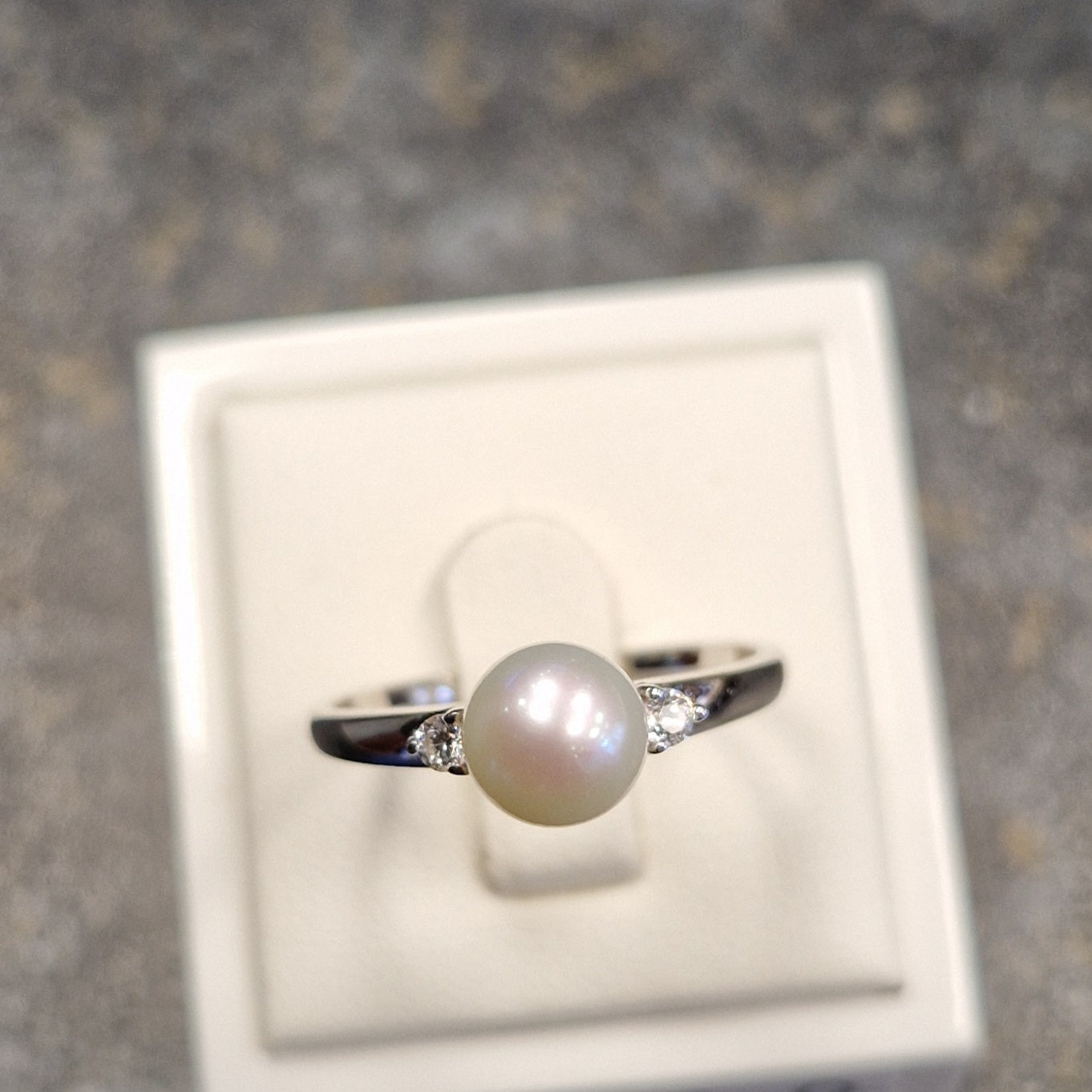 Sterling silver Full Moon Pearl Ring with CZ