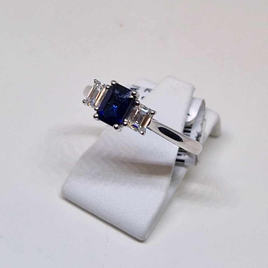 18ct White Gold Sapphire and Diamond Ring